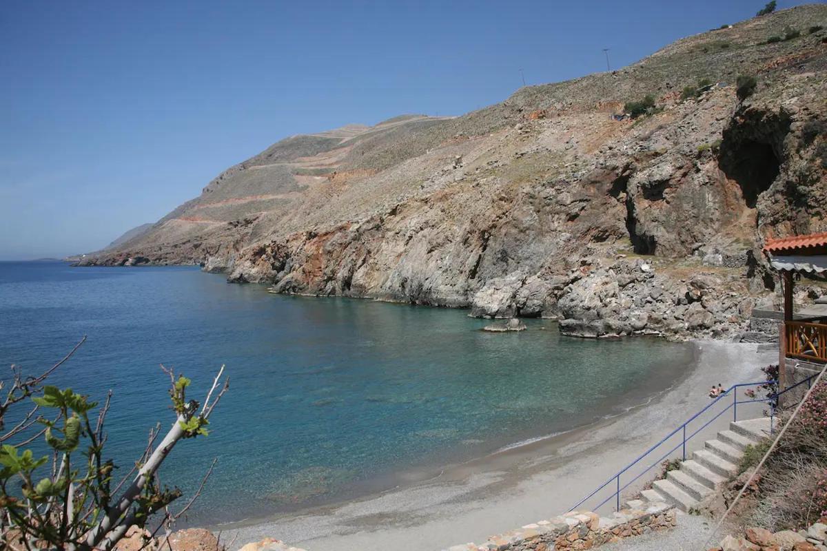 On The Beach Apartments Khora Sfakion Luaran gambar