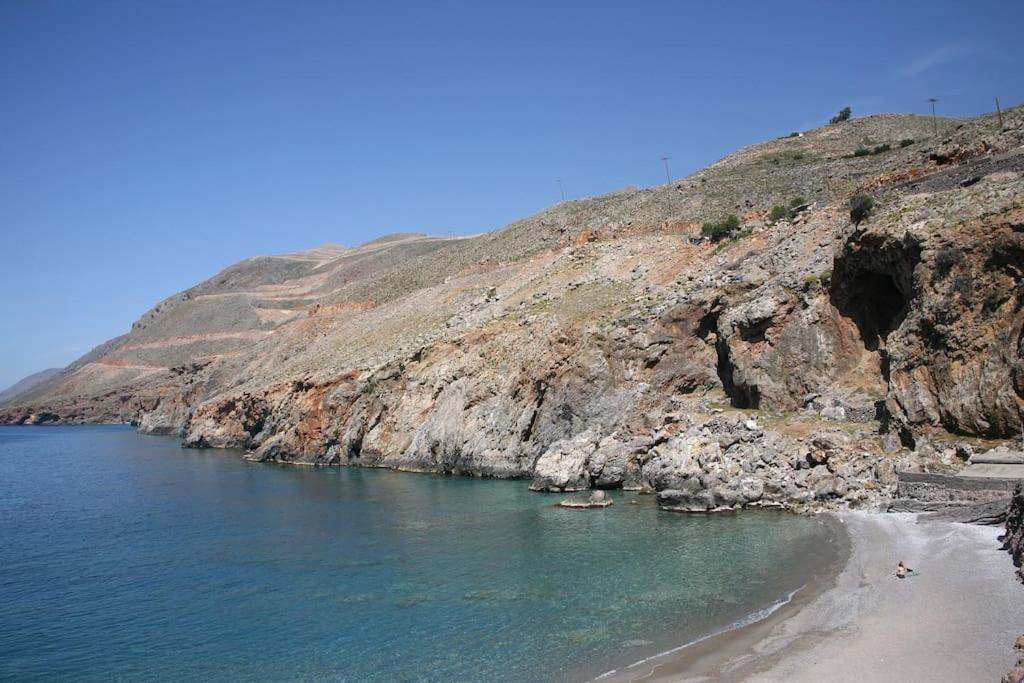 On The Beach Apartments Khora Sfakion Luaran gambar