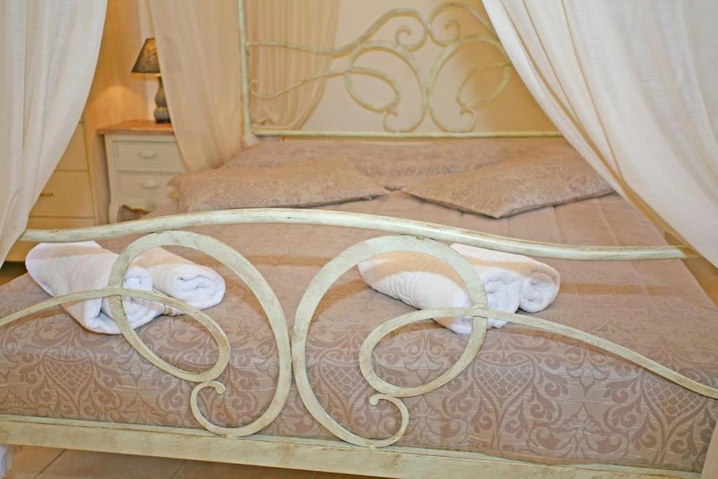 On The Beach Apartments Khora Sfakion Luaran gambar